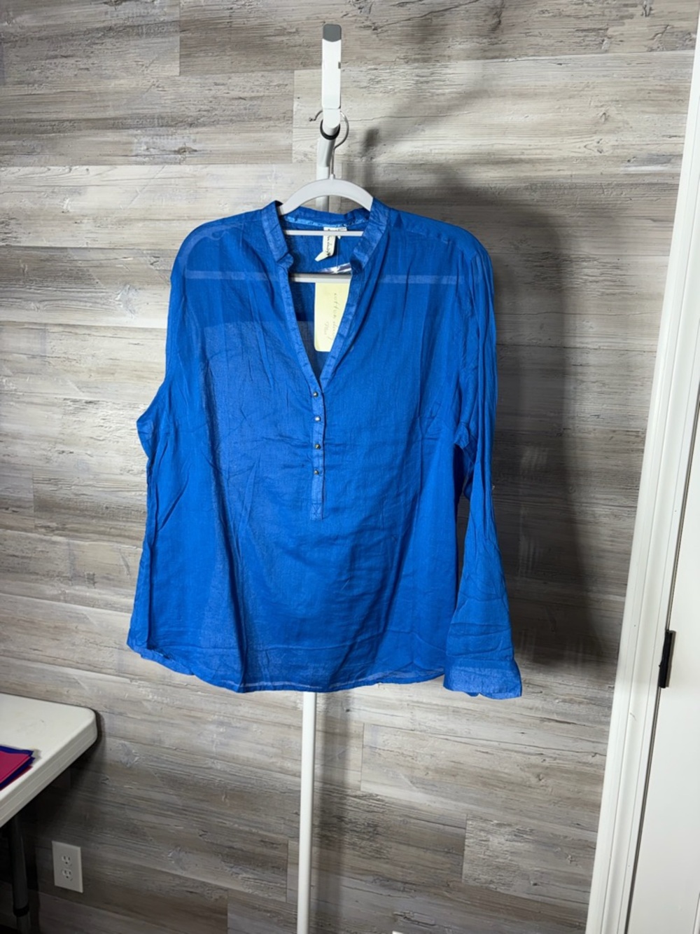 Cotton Candy Cobalt Blue Long-Sleeve Split V-Neck Button Blouse 1906